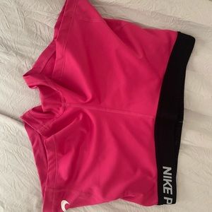 Nike Pro Women’s Drifit Shorts SZ L